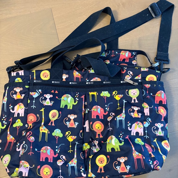 Lesportsac Ryan diaper bag - Picture 1 of 7